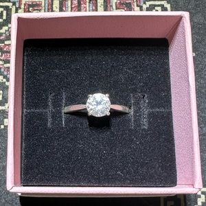 Pandor Sparking Solitaire Ring